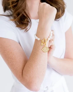 Bee Intaglio Pearl Bracelet|Susan Shaw Discount