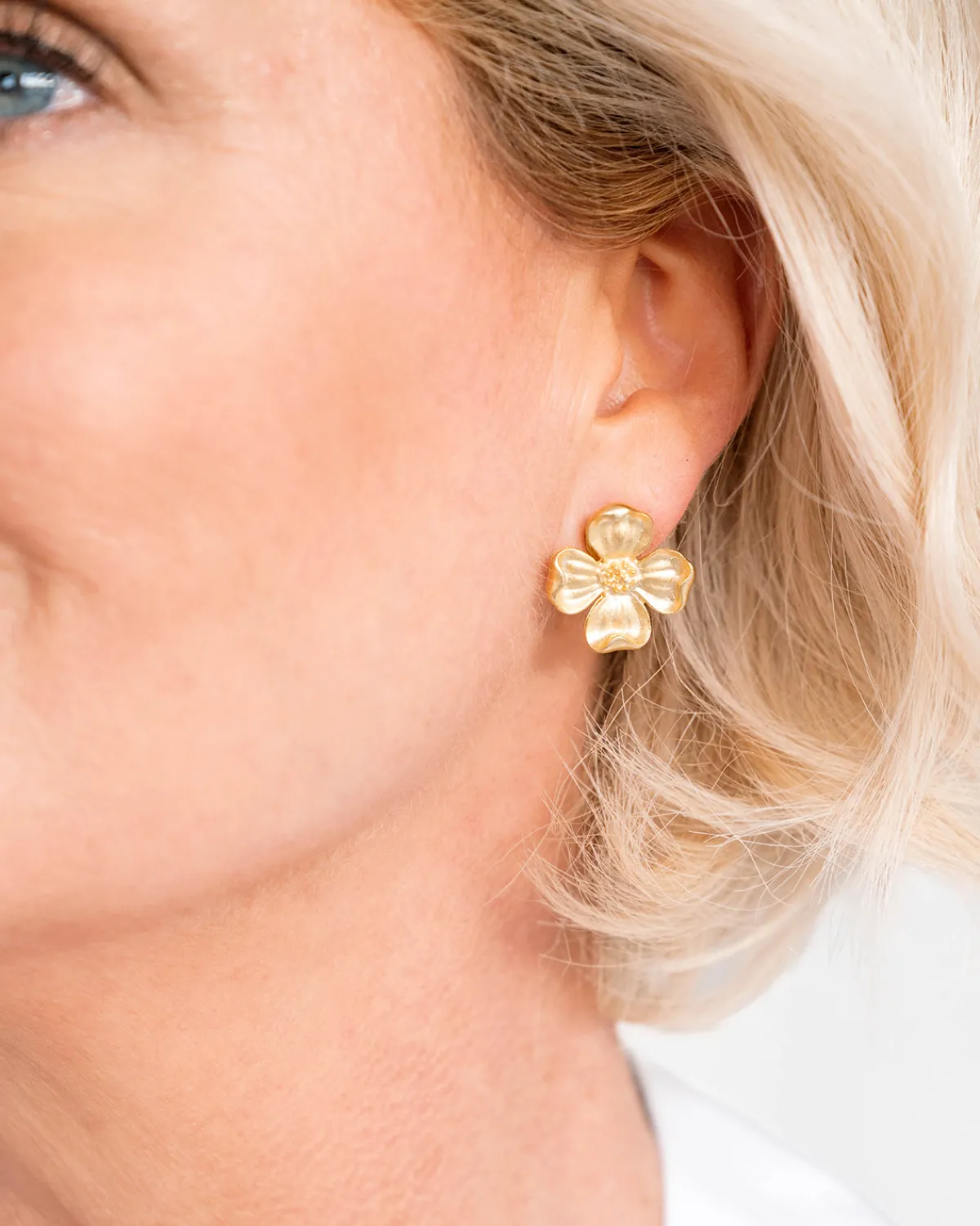 Dogwood Studs|Susan Shaw Discount
