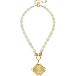 Queen Elizabeth II Regina Pearl Necklace|Susan Shaw
